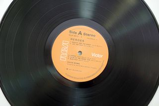 DAVID BOWIE - HEROES-thumb-5