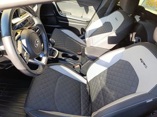 Kia Ceed / cee'd 2019 GT LINE-thumb-14