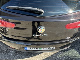 Alfa Romeo Giulietta 2012 AUTOMATIC-thumb-3