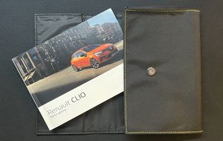 Renault Clio Ελληνικό εγχειρίδιο -  Manual & Book Service - Βιβλίο Συντήρησης  με τη γνήσια θήκη  του σαν καινούριο 2019-2025