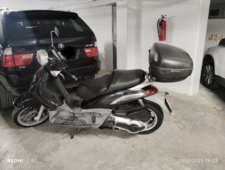 Piaggio 2005-thumb-1