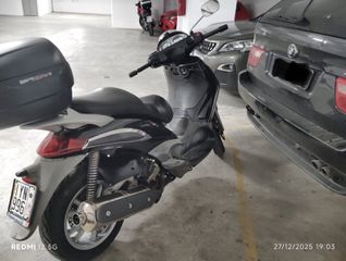 Piaggio 2005-thumb-2