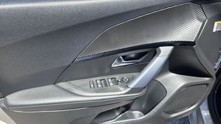 Peugeot 2008 2020 ALLURE 130PS LED-thumb-11