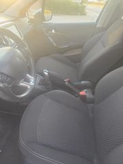 Peugeot 208 2017 Style-thumb-19