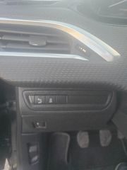 Peugeot 208 2017 Style-thumb-21