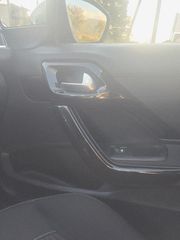 Peugeot 208 2017 Style-thumb-25