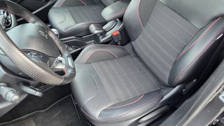 Peugeot 2008 2019 GT LINE 130PS-thumb-12