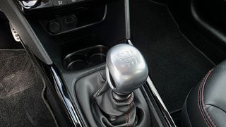 Peugeot 2008 2019 GT LINE 130PS-thumb-13