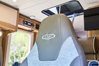 Lmc 2021 CRUISER V 646 G-thumb-6