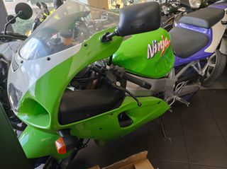 Kawasaki ZX-7R Ninja 1996-thumb-4
