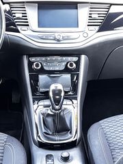 Opel Astra 2016-thumb-23
