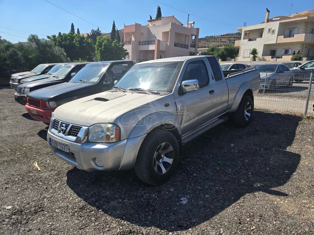 Nissan Navara 2004