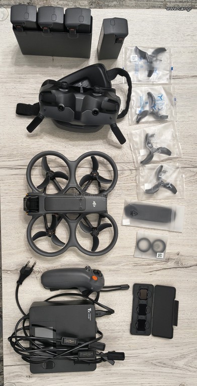 Drones - Multicopters DJI 2025 Avata 2 fly more combo
