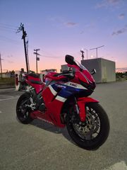 Honda CBR 600RR 2025-thumb-7
