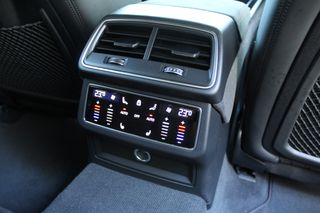 Audi RS6 2024 PERFORMANCE • FULL RS • LASER • PANORAMA • HUD • 360° • NEW-thumb-26