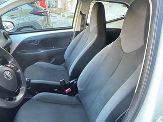 Toyota Aygo 2021 Car play camera-thumb-13