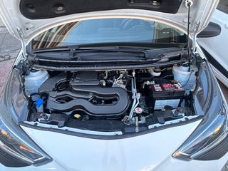 Toyota Aygo 2021 Car play camera-thumb-22