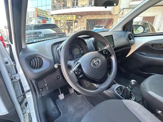 Toyota Aygo 2021 Car play camera-thumb-12
