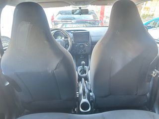 Toyota Aygo 2021 Car play camera-thumb-19