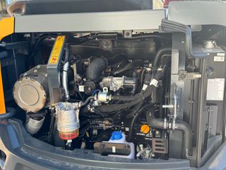 Εκσκαφέας Με Ερπύστριες Hyundai 2026 HX55ACR-thumb-4
