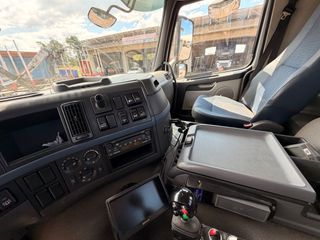 Ανατροπή + Γερανός Volvo 2007 FM 440 8X4 VEB+-thumb-27