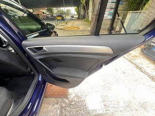 Volkswagen Golf 2018-thumb-14