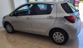Toyota Yaris 2016-thumb-2