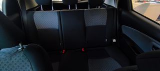 Toyota Yaris 2016-thumb-22
