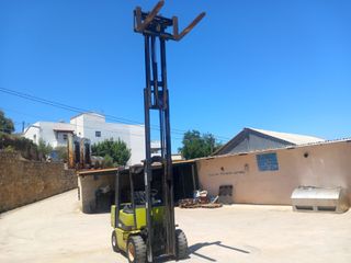 Clark 2001 Clark CDP 30H 3t Diesel Triplex – 840 ώρες-thumb-9