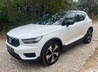 Volvo XC40 2021 T4 1.5L 211HP RECHARGE R-DESIGN PANORAMA