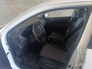 Hyundai i 20 2017-thumb-5