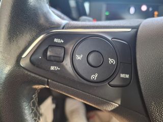 Opel Mokka 2022 GS Line 1.2lt Turbo S/S, 130hp (AT8)-thumb-9