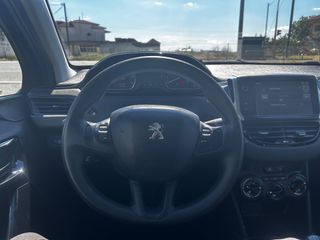 Peugeot 208 2016-thumb-9