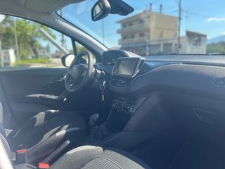 Peugeot 208 2016-thumb-21