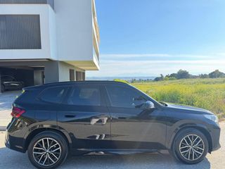 Bmw X1 2023 X DRIVE 20D M PAKET*HEAD UP*SHADOW LINE*-thumb-6
