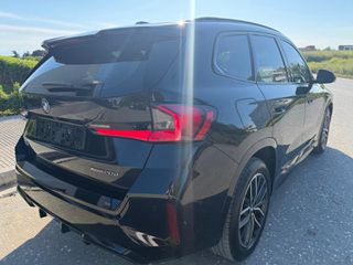 Bmw X1 2023 X DRIVE 20D M PAKET*HEAD UP*SHADOW LINE*-thumb-8