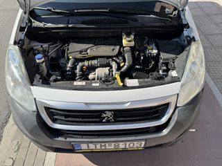 Peugeot Partner Tepee 2017-thumb-11