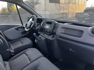 Renault Trafic 2015 Diesel Euro 5-thumb-8