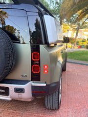 Land Rover Defender 2021 D240 SE 110 360/Meridian-thumb-9