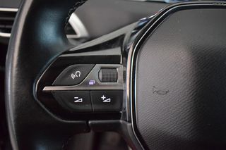 Peugeot 3008 2020 1.2 ltrfun  GT-Line Δέρμα Navi Led Οθόνη Camera Κλ.SOS LM19'-thumb-12