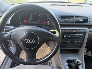 Audi A4 2003-thumb-8