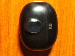 Bluetooth ακουστικά Earbuds Xiaomi με θήκη φόρτισης σαν καινούργια αχρησιμοποίητα