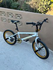 BMX Bullet 2025 Bora