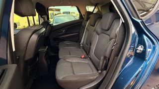 Renault Scenic 2017-thumb-22