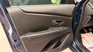 Renault Scenic 2017-thumb-24