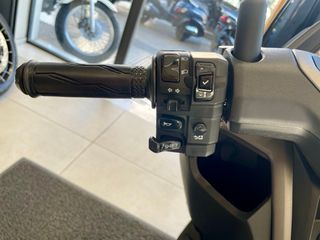 Yamaha NMAX 2026 155 TECH-thumb-5