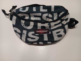 τσαντακι  eastpak