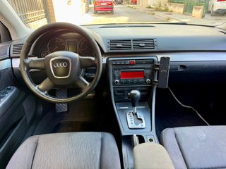 Audi A4 2008-thumb-12