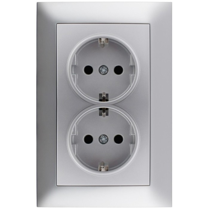 Entac Arnold Recessed wall socket 2x earthed Silver