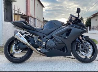 Suzuki GSXR 1000 2008 K8-thumb-1